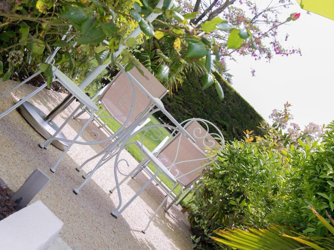 Locations De Vacances Le Clos Rhea Saint-Martin-de-Ré Rum bild