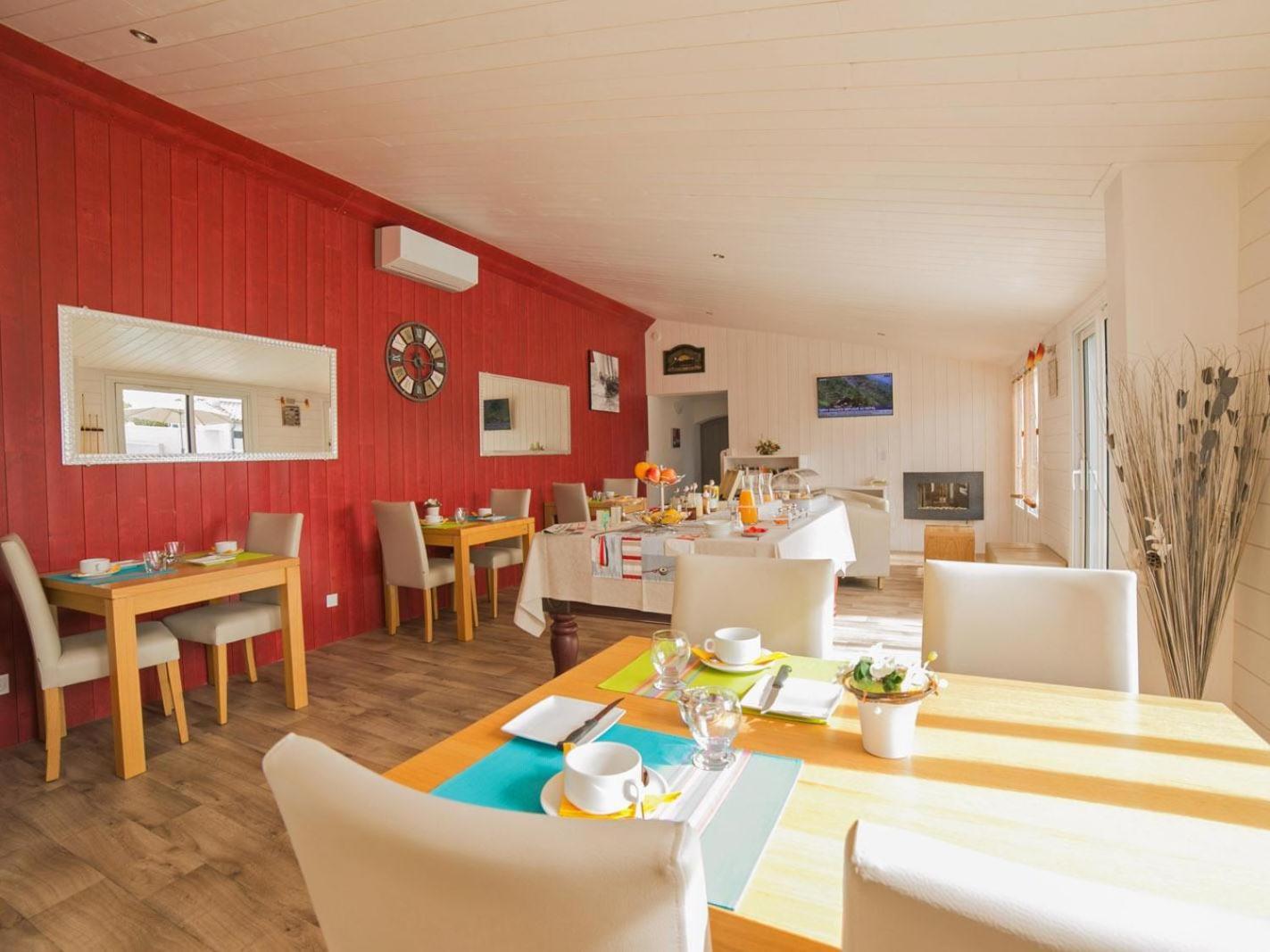 Locations De Vacances Le Clos Rhea Saint-Martin-de-Ré Rum bild