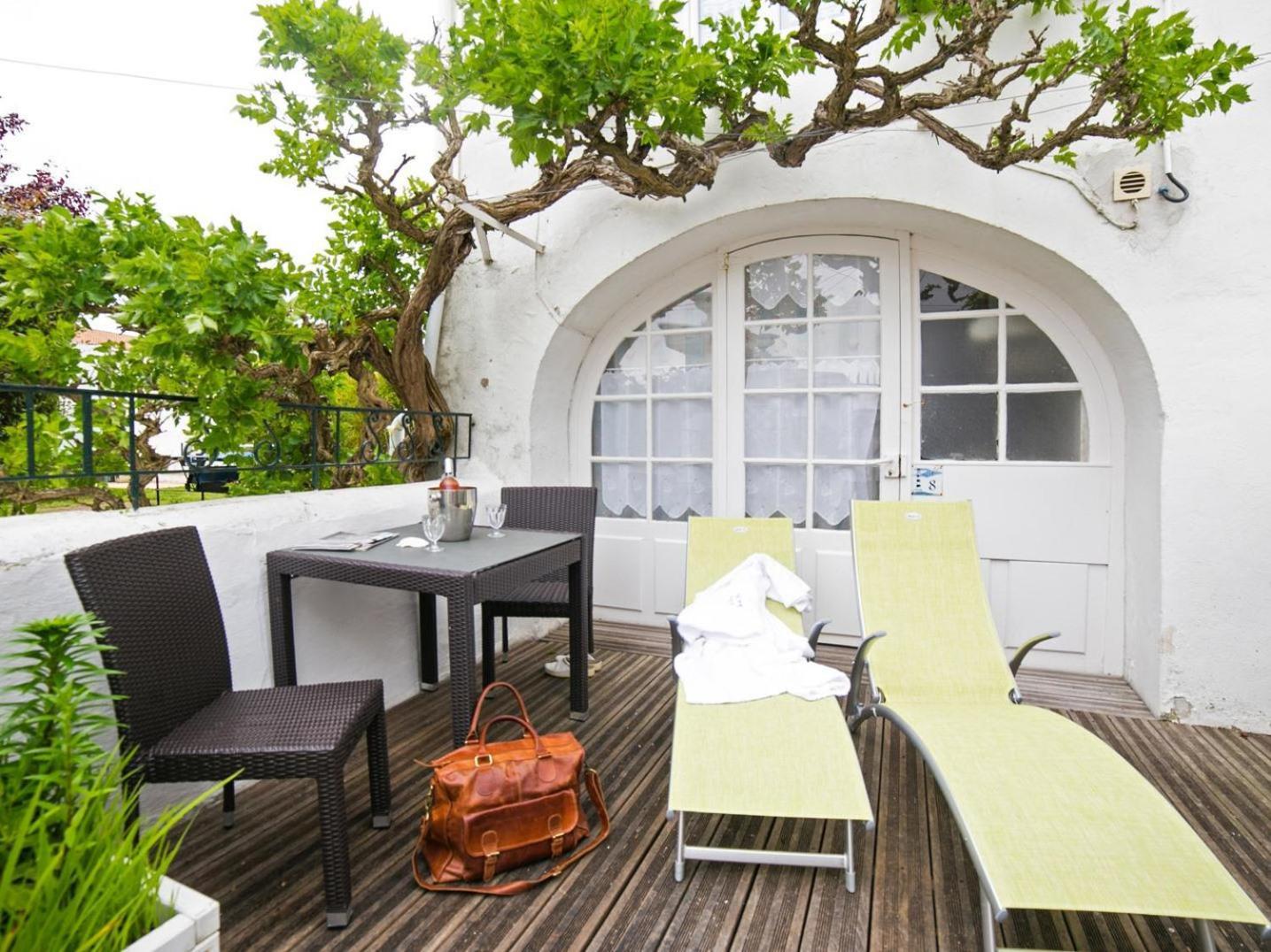 Locations De Vacances Le Clos Rhea Saint-Martin-de-Ré Rum bild