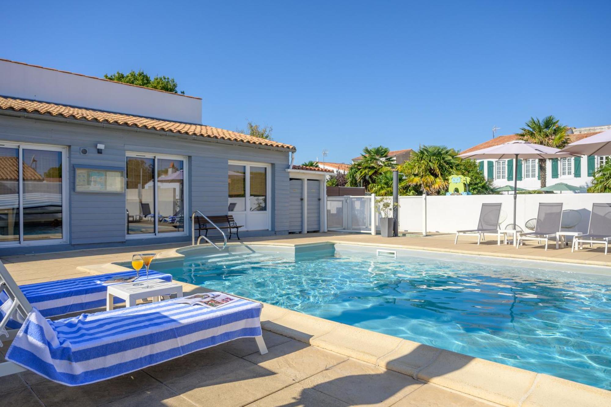 Locations De Vacances Le Clos Rhea Saint-Martin-de-Ré Exteriör bild